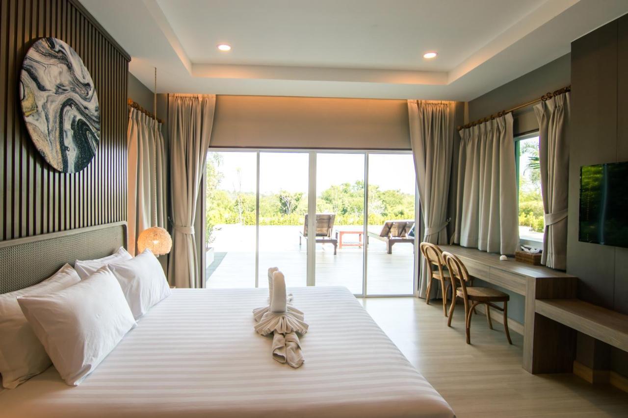 Searidge Hua Hin Resort & Poolvilla Khao Tao Buitenkant foto